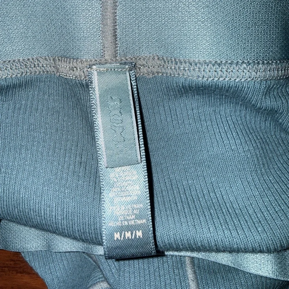 Excellent condition Skims Cotton Rib Leggings in Kyanite Size: M - Picture 7 of 8